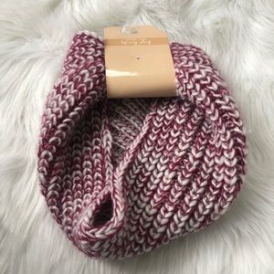 NWT Gertex Infinity Scarf